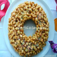 Struffoli o Cicerchiata (Italian Honey Dough Balls)_image