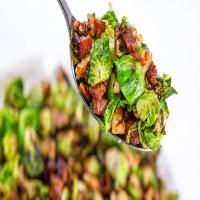 Anne Burrell's Crispy Brussels Sprouts With Pancetta & Walnuts_image