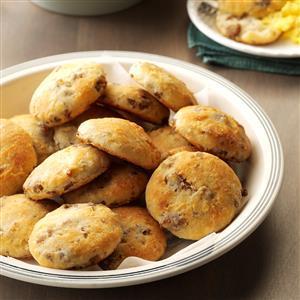 Handy Sausage Biscuits Recipe_image