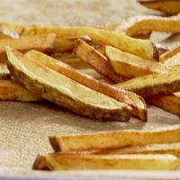 Hand Cut Fries with Celery Salt_image