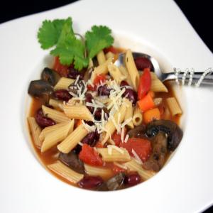 Red Bean Stew With Pasta (Pasta Fagioli)_image