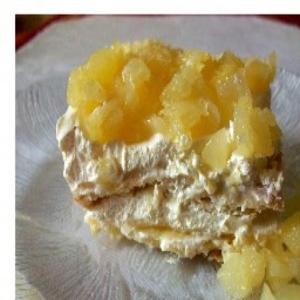 Pineapple Pudding Dessert (with crackers) image