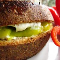 Simple Pepperoncini and Cream Cheese Sandwiches_image
