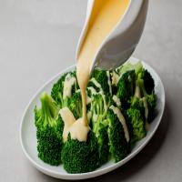 Easy Cheddar Cheese Sauce_image