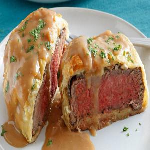 Beef Wellingtons with Gorgonzola and Madeira Wine Sauce_image