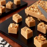 Creamy Marshmallow-Peanut Butter Fudge_image