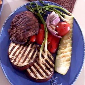 Grilled Portobellos and Summer Vegetables_image