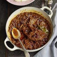 Braised beef with cranberries & spices image