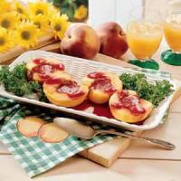 Grilled Peaches with Berry Sauce_image