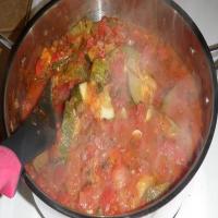 Summer stewed zucchini and tomatoes_image