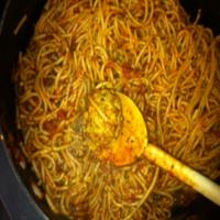 Turkey Meatballs W/ Spicy Tomato Sauce and Whole-Wheat Spaghetti image
