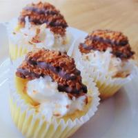 Samoa® Cheesecake Cupcakes image