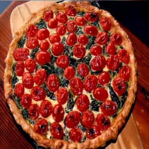 Tomato, Spinach and Spring Onion Pie_image