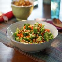 Broccoli Carrot Salad with Honey Dijon Vinaigrette_image