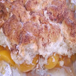 Perfect Biscuit Peach Cobbler~Outta This World!_image