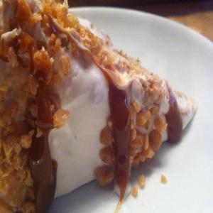 Sensational Cinnamon Toffee Crunch Cake_image