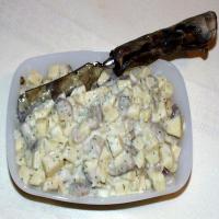 Heringstopf Mit Saurer Sahne (Herring Salad with Sour Cream) image