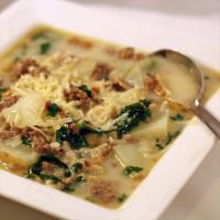 Zuppa Toscana: Italian Potato Sausage Soup Recipe - (4.5/5) image