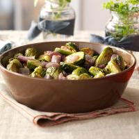 Garlic Roasted Brussels Sprouts_image
