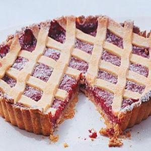 Raspberry Almond Lattice Tart_image