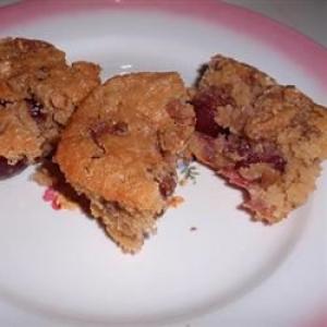 Cherry Nut Muffins_image