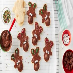 Hershey's™ Kisses™ Reindeer Sugar Cookies_image