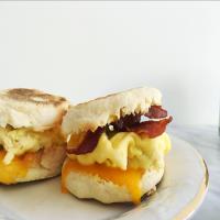 Egg Muffin sandwich image