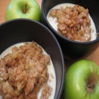 Microwave Creamy Apple-Cinnamon Oatmeal_image
