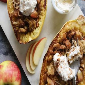 Dessert Spaghetti Squash with Apples, Walnuts, and Cinnamon Goat Cheese_image
