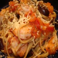 Linguine With Grilled Shrimp and Black Olives_image