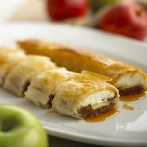 Goat Cheese Apple Strudel_image