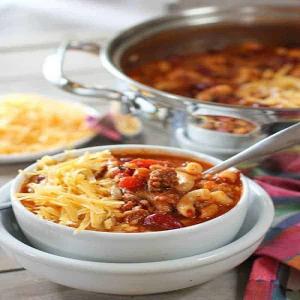 One Pot Chili Mac and Cheese Soup_image