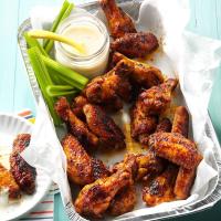 Multi-Cooker Buffalo Wings with Blue Cheese Dip_image