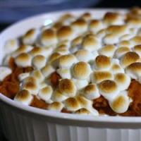 Candied Sweet Potatoes with Marshmallows_image