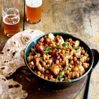 Chickpea and Cauliflower Curry image