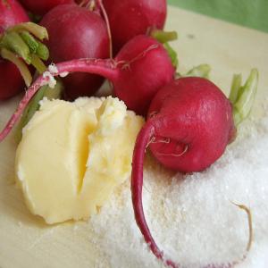 Simply French! Radishes With Butter and Fleur De Sel_image