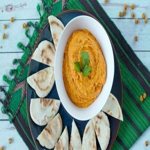 Spicy Roasted Red Pepper and Feta Hummus_image