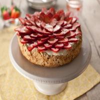 Strawberry Meringue Cake (Mostachon) image