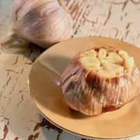 Instant Pot® Roasted Garlic image