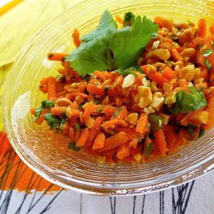 Easy Carrot Salad (Indian-Style) image