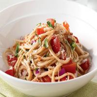 No-Cook Fresh Tomato Sauce with Pasta image