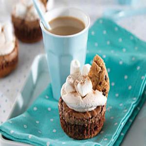Hot Chocolate-Brownie Cupcakes image