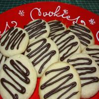 Chocolate-Drizzled Shortbread image