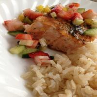 Grilled Salmon with Strawberry Salsa_image
