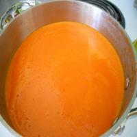 Basic and Easy Creamy Roasted Red Pepper Soup_image
