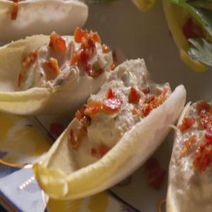Creamy Crab and Bacon Endive Boats_image