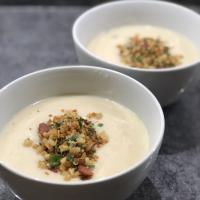 Cream of Cauliflower Soup With Bacon Gremolata_image