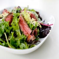 Blackened Steak Salad image