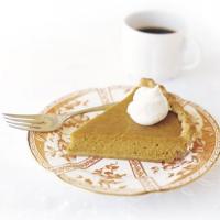 Pumpkin Pie with Spiced Whipped Cream_image