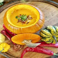 How to Make Pumpkin Soup in a Pumpkin Soup Bowl_image